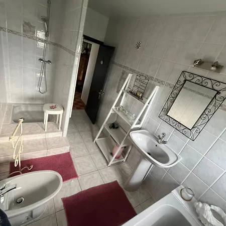 De Lavardin Holiday home *