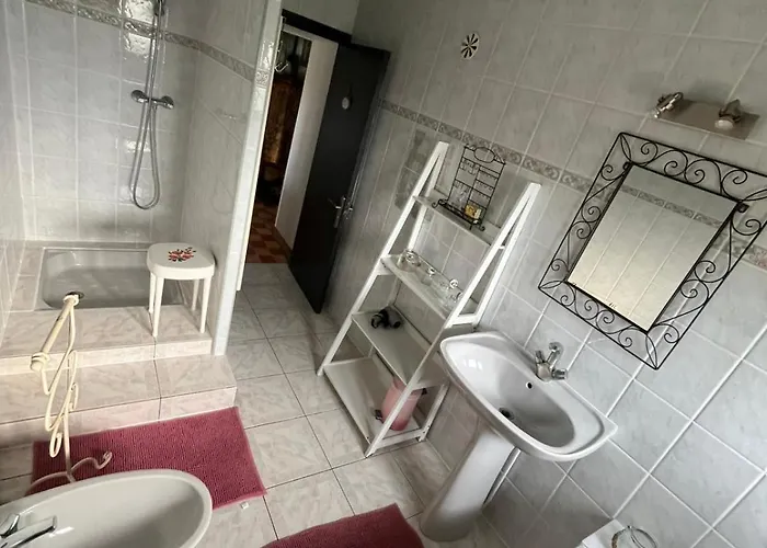 De Lavardin Semesterbostad *